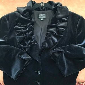 Black Velvet Ruffle Top Blazer Adrianna Papell 8